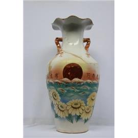 1969年中华人民共和国建国二十周年会昌瓷厂葵花日出纹献礼瓶